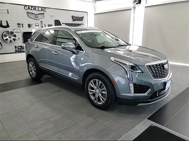 2022 Cadillac XT5 Premium Luxury