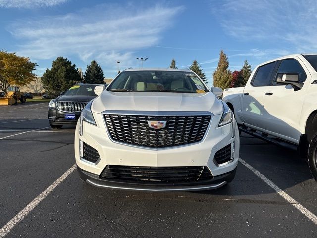 2022 Cadillac XT5 Premium Luxury