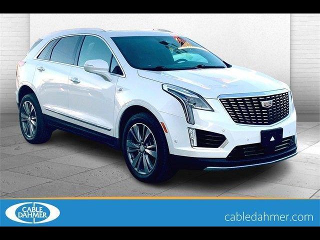 2022 Cadillac XT5 Premium Luxury