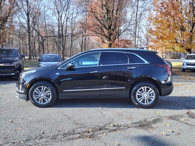 2022 Cadillac XT5 Premium Luxury