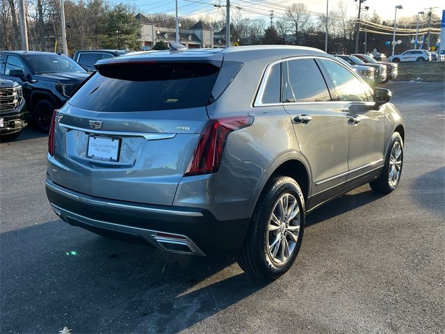 2022 Cadillac XT5 Premium Luxury