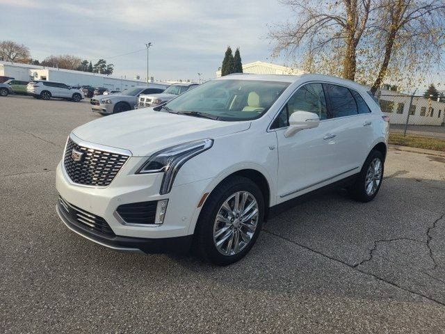 2022 Cadillac XT5 Premium Luxury