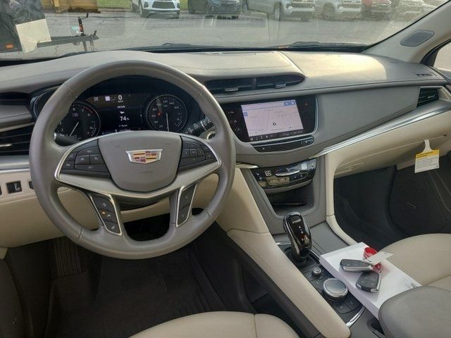 2022 Cadillac XT5 Premium Luxury