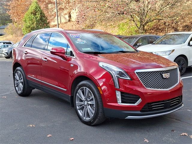 2022 Cadillac XT5 Premium Luxury