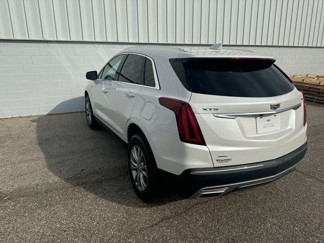 2022 Cadillac XT5 Premium Luxury