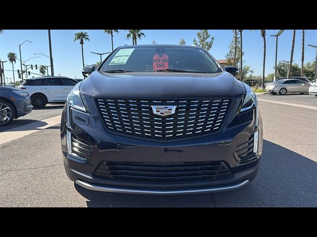 2022 Cadillac XT5 Premium Luxury