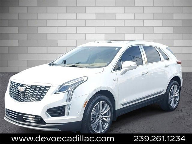 2022 Cadillac XT5 Premium Luxury