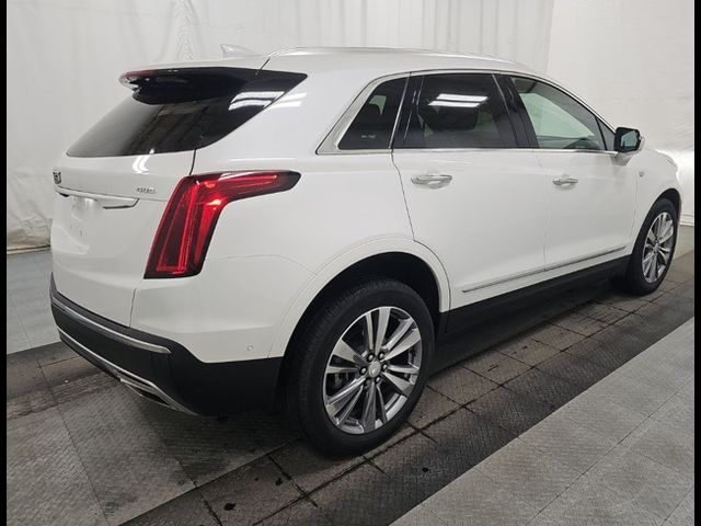 2022 Cadillac XT5 Premium Luxury