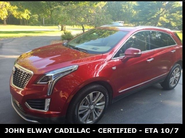 2022 Cadillac XT5 Premium Luxury