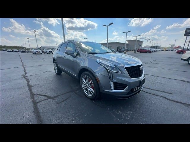 2022 Cadillac XT5 Sport