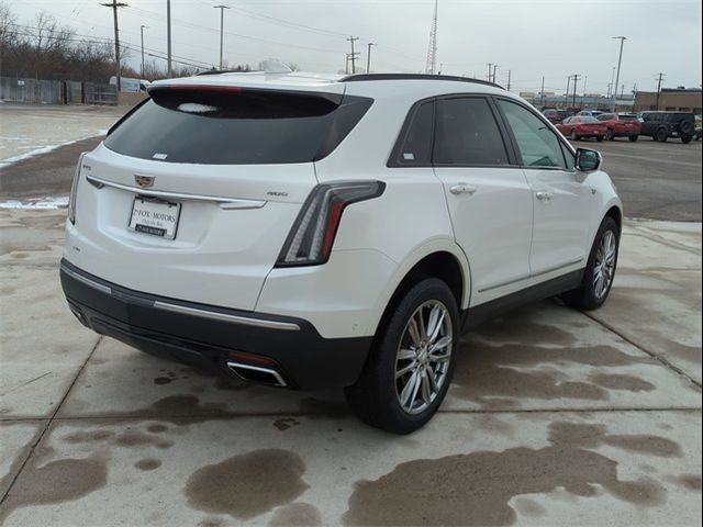 2022 Cadillac XT5 Sport