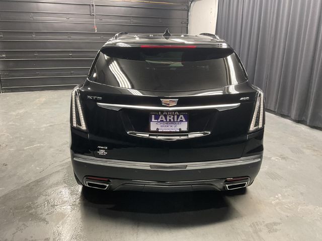 2022 Cadillac XT5 Sport