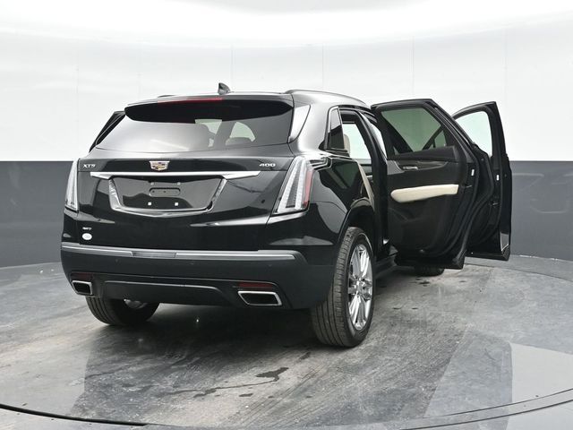 2022 Cadillac XT5 Sport