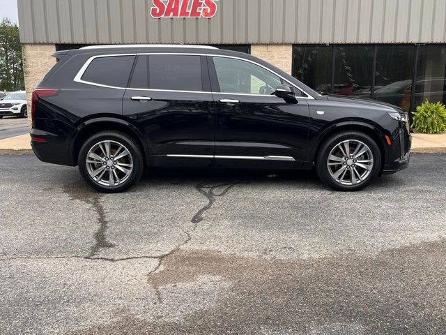 2022 Cadillac XT6 Premium Luxury