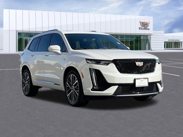 2022 Cadillac XT6 Sport