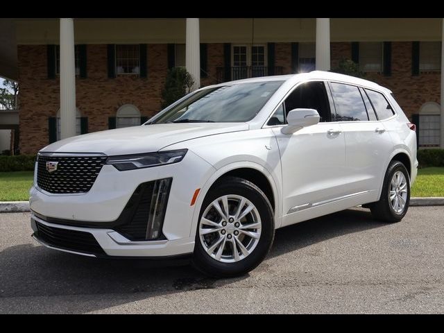 2022 Cadillac XT6 Luxury