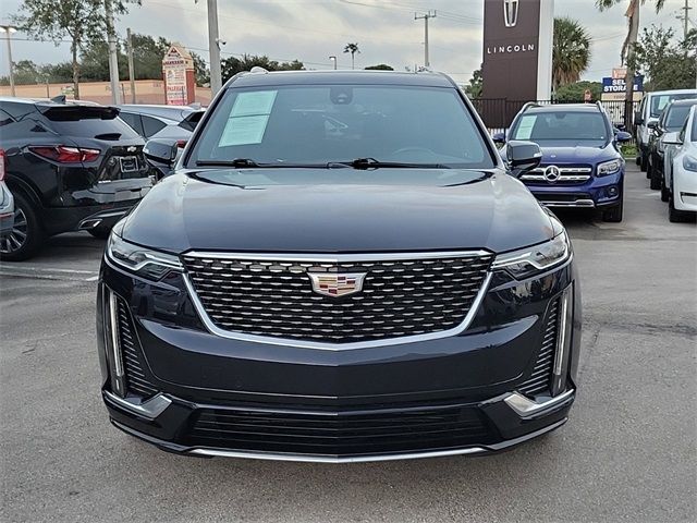 2022 Cadillac XT6 Luxury