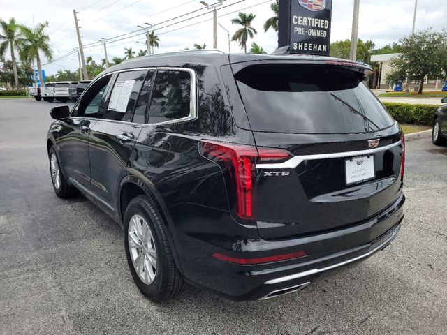 2022 Cadillac XT6 Luxury