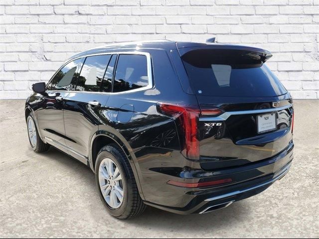 2022 Cadillac XT6 Luxury