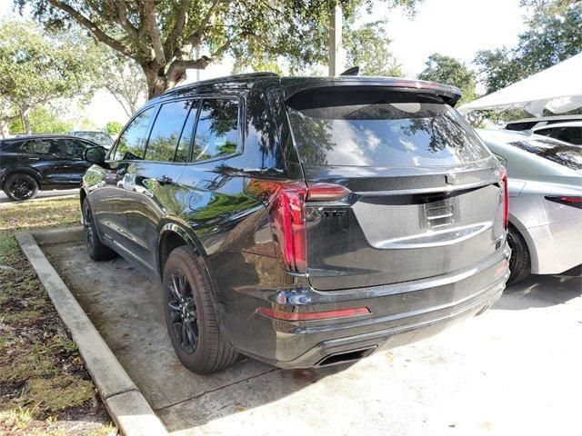 2022 Cadillac XT6 Luxury