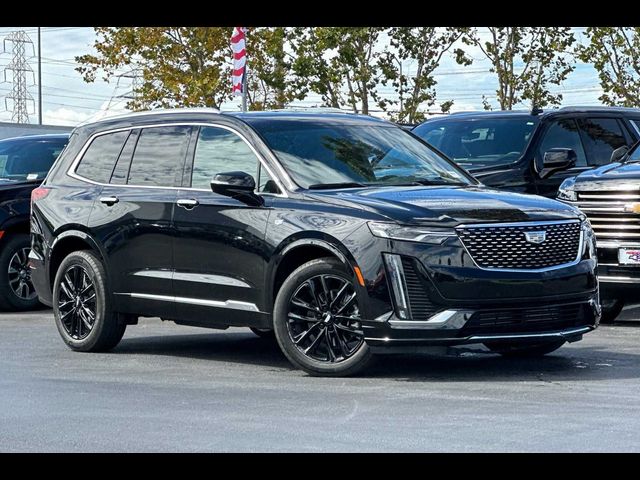 2022 Cadillac XT6 Luxury