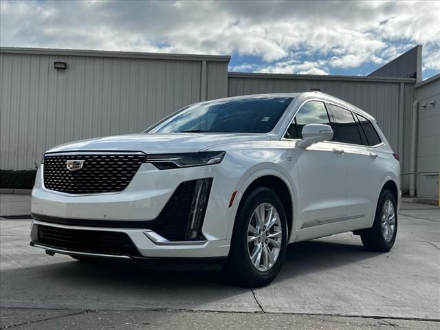 2022 Cadillac XT6 Luxury