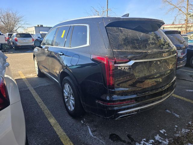 2022 Cadillac XT6 Luxury