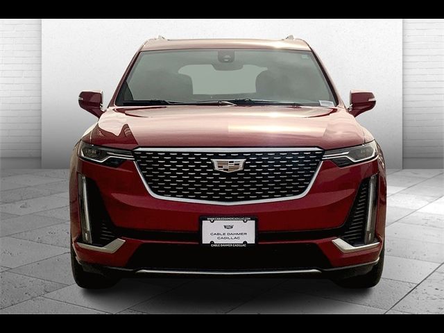 2022 Cadillac XT6 Luxury