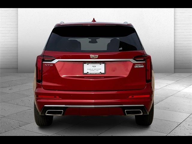 2022 Cadillac XT6 Luxury