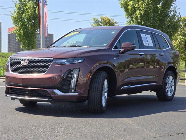 2022 Cadillac XT6 Luxury