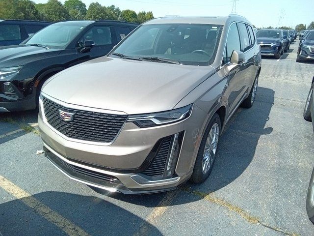 2022 Cadillac XT6 Luxury