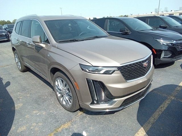 2022 Cadillac XT6 Luxury