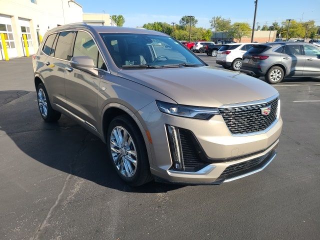 2022 Cadillac XT6 Luxury