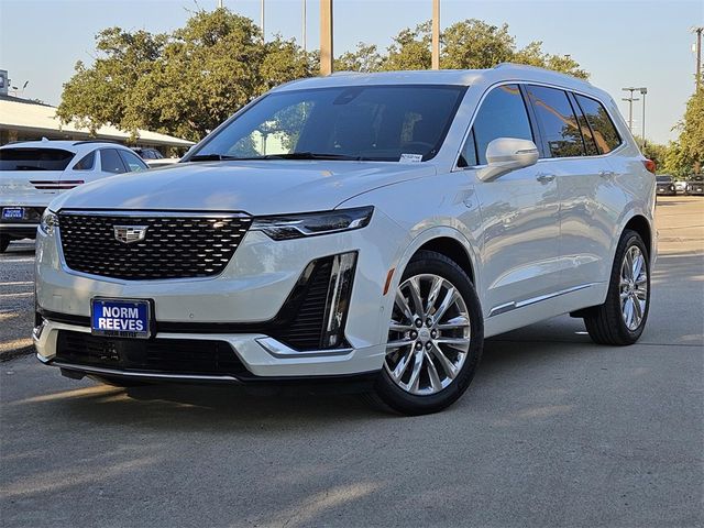 2022 Cadillac XT6 Premium Luxury