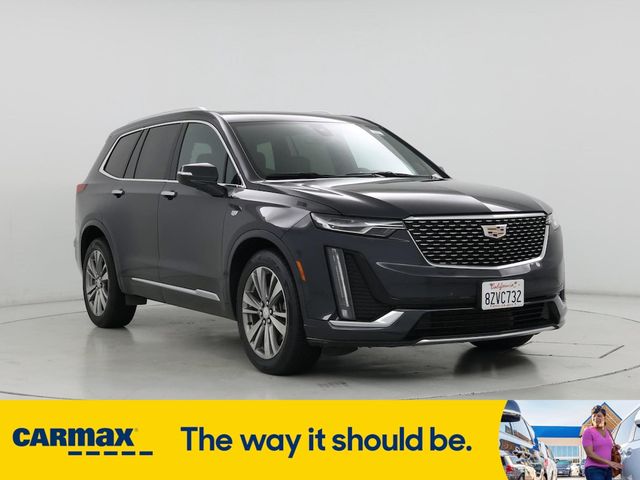 2022 Cadillac XT6 Premium Luxury