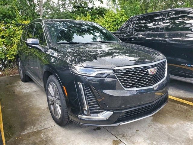 2022 Cadillac XT6 Premium Luxury