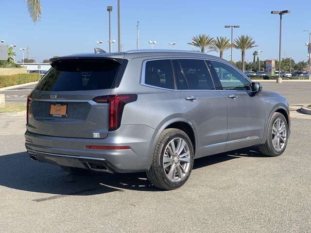 2022 Cadillac XT6 Premium Luxury