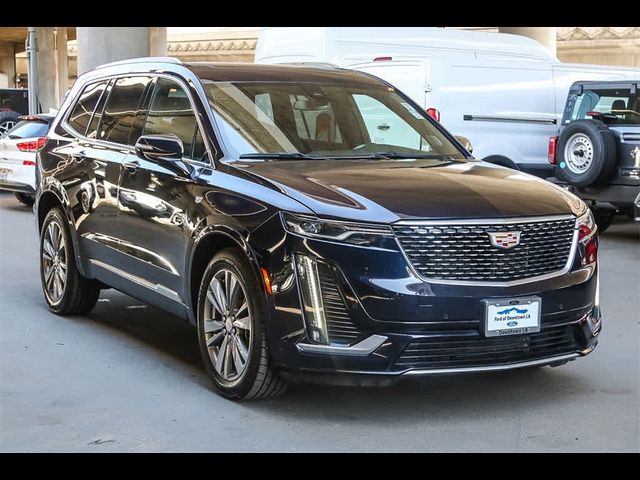 2022 Cadillac XT6 Premium Luxury
