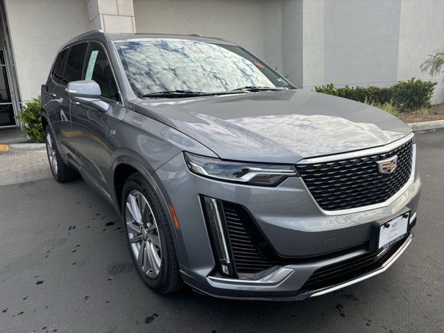 2022 Cadillac XT6 Premium Luxury