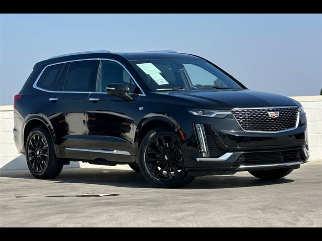 2022 Cadillac XT6 Premium Luxury