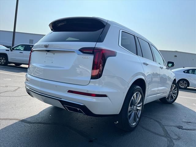 2022 Cadillac XT6 Premium Luxury