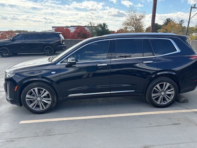 2022 Cadillac XT6 Premium Luxury