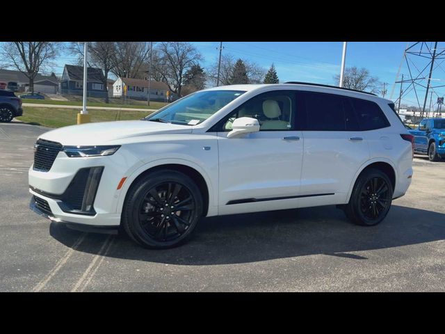 2022 Cadillac XT6 Premium Luxury