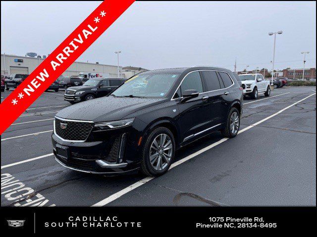 2022 Cadillac XT6 Premium Luxury