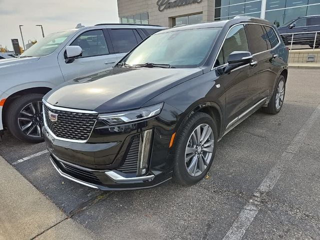 2022 Cadillac XT6 Premium Luxury