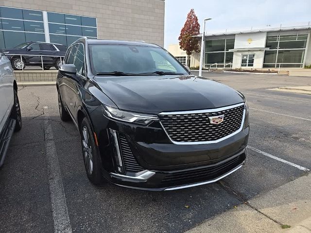 2022 Cadillac XT6 Premium Luxury