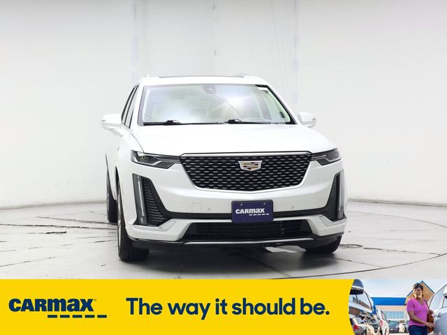 2022 Cadillac XT6 Premium Luxury