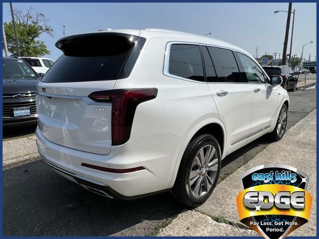 2022 Cadillac XT6 Premium Luxury