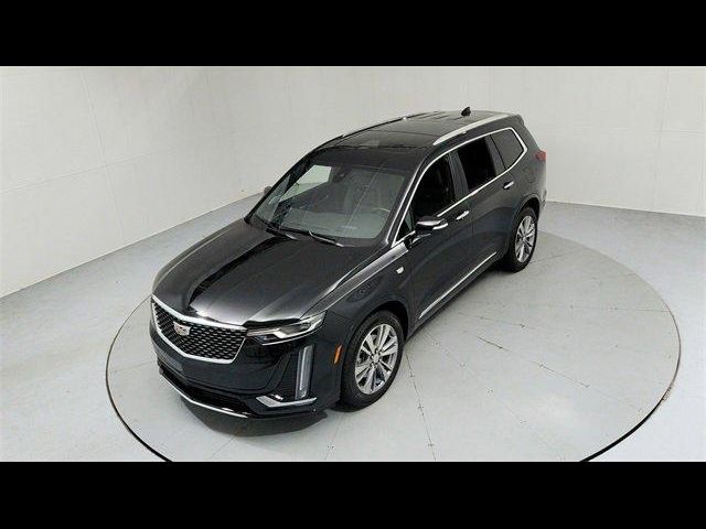 2022 Cadillac XT6 Premium Luxury