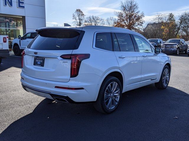 2022 Cadillac XT6 Premium Luxury